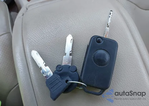 1997 Mercedes-Benz S 320 Base Swb from USA, damaged, VIN WDBGA32G2VA367036